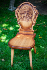 Scaun sculptat