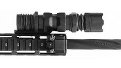 Prindere lanterna M-LOK offset